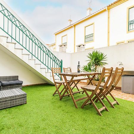 Villa Baleal Happiness Surf House Ferrel  Exterior foto